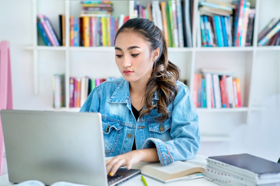 student completing psychometric test