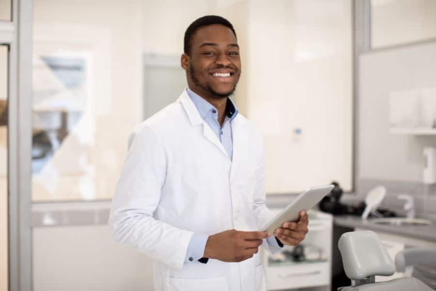 student practicing medicine with the financial aid of bursaries