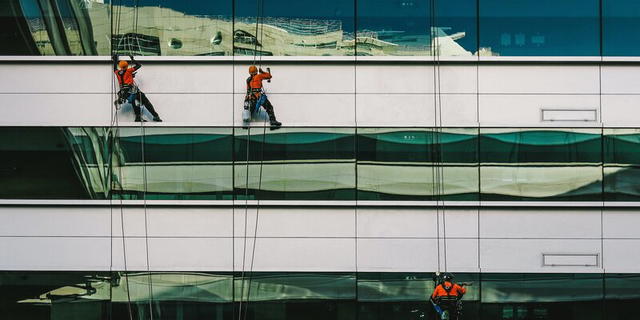 A Day in the Life of a Rope Access Technician | FundiConnect
