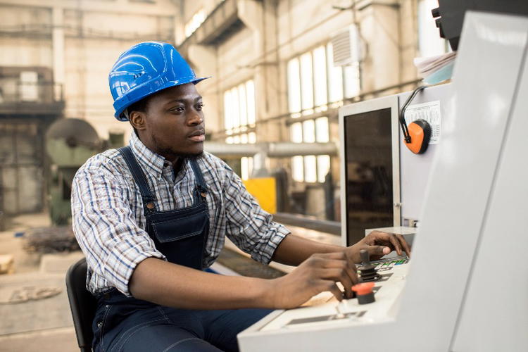 How to Become a Millwright in South Africa | FundiConnect