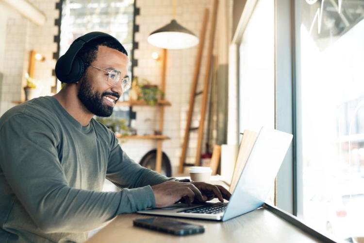 How to Write an Email for a Job Application | FundiConnect